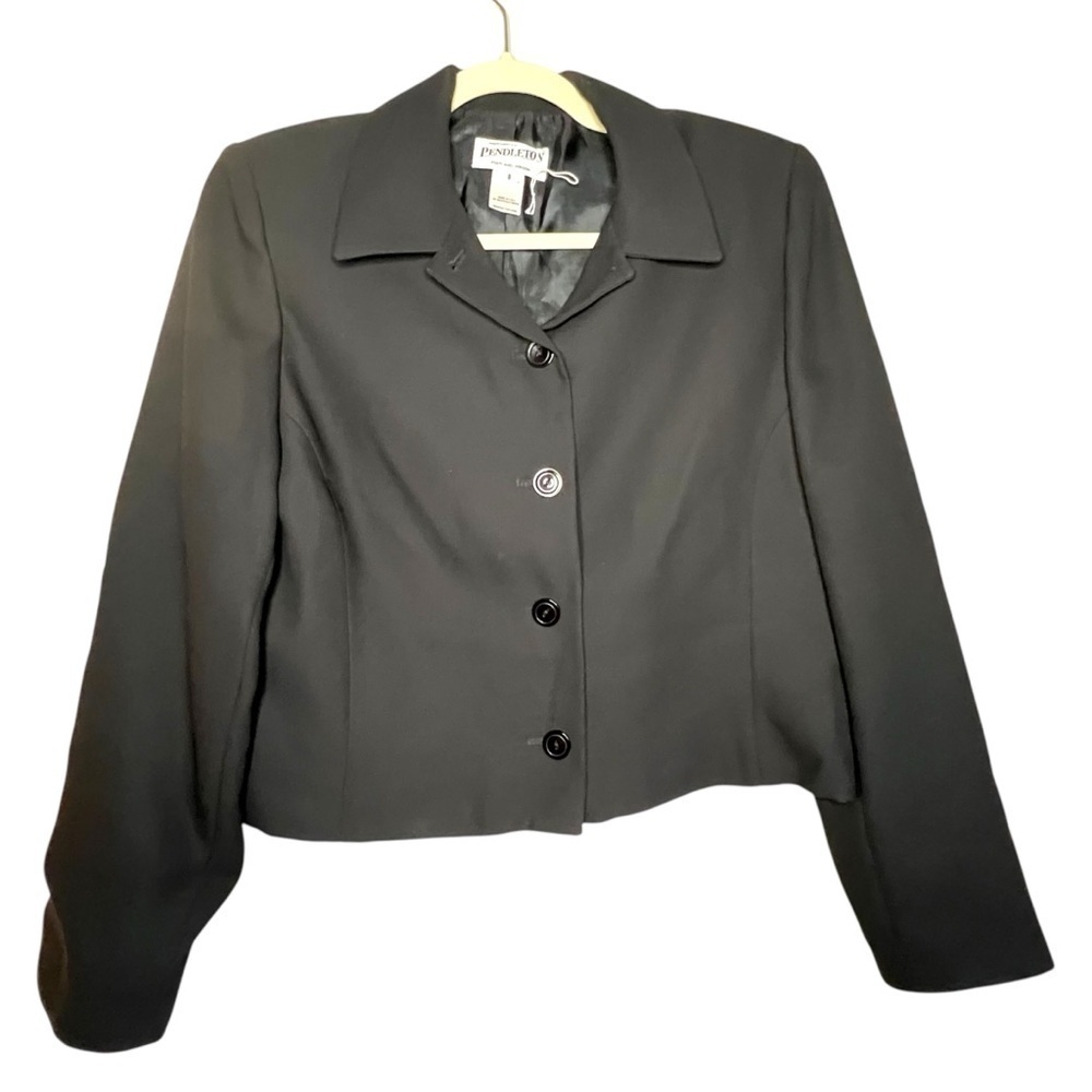 Vintage Pendleton Jacket Washable Made in USA
Black Size 8
